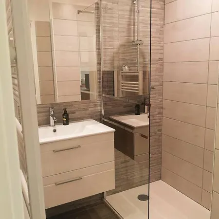 Proche Avec Terrasse Et Jardin Privatif Apartment Hyeres