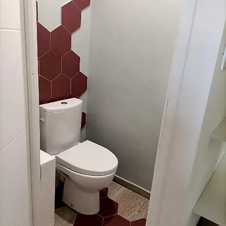 Proche Avec Terrasse Et Jardin Privatif Apartment Hyeres