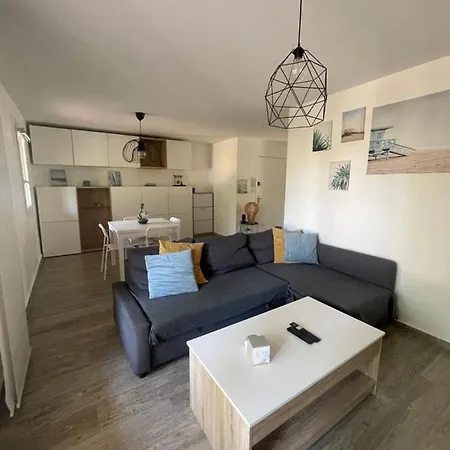 Apartment Proche Avec Terrasse Et Jardin Privatif *