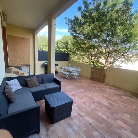 Proche Avec Terrasse Et Jardin Privatif Apartment *