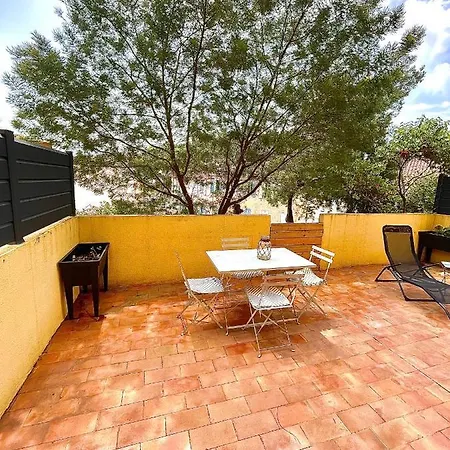 Apartment Proche Avec Terrasse Et Jardin Privatif Hyeres